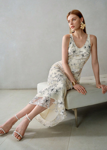 Кремова кежуал сукня силуетна SHEIN з квітковим принтом