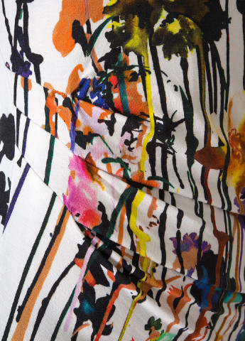 Белое кэжуал платье Apanage с цветочным принтом