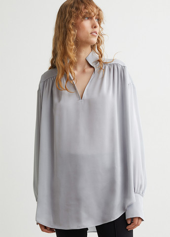 Светло-серая блуза H&M