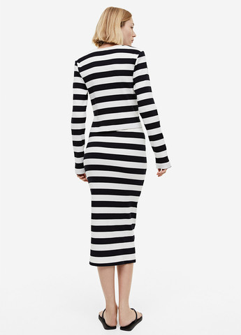 Черная кэжуал в полоску юбка H&M карандаш