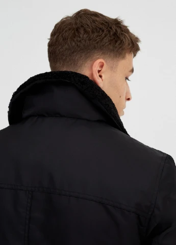Чорна куртка демісезон,чорний, Pull & Bear