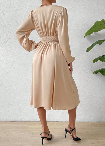 Кремовое кэжуал платье на запах SHEIN однотонное