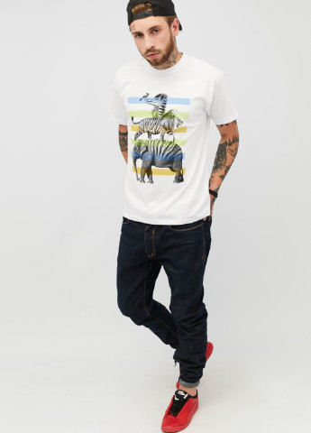 Біла футболка YAPPI