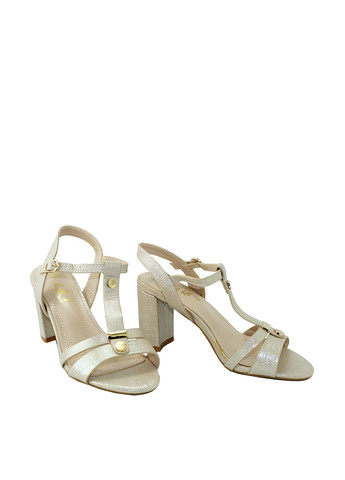 Белые босоножки No Brand с ремешком