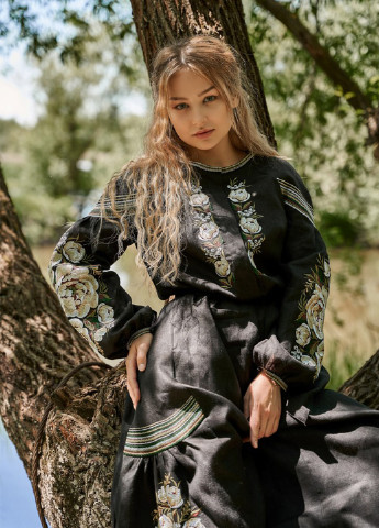 Платье Vyshyvanka украинская символика чёрная кэжуал лен