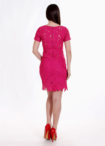 Розовое коктейльное платье Enigma однотонное