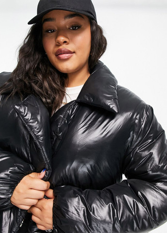 Чорна зимня куртка Asos