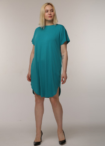 Зеленое кэжуал платье а-силуэт Maxiline однотонное