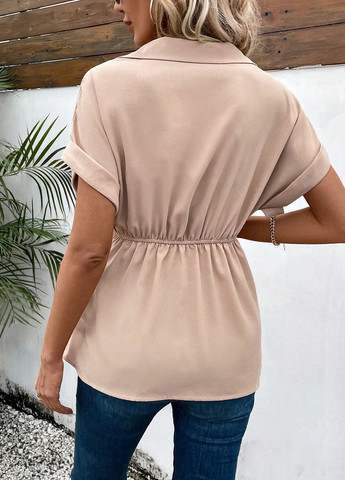 Светло-бежевая блуза на запах SHEIN