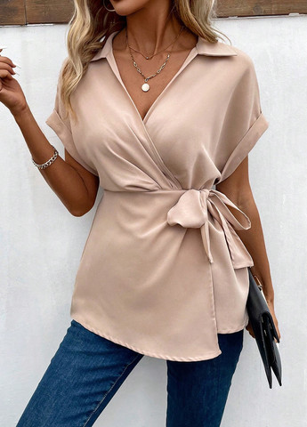 Светло-бежевая блуза на запах SHEIN