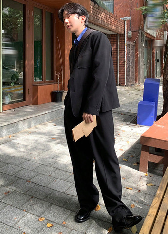 Черный демисезонный костюм (пиджак, брюки) брючный SHEIN