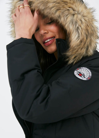 Чорна демісезонна куртка Threadbare