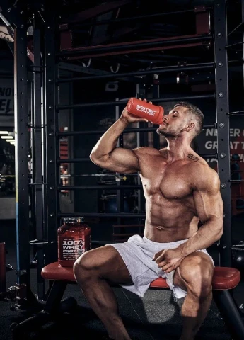 Протеин 100% Whey Protein Professional 500 gr (Strawberry) Scitec Nutrition (256522721)