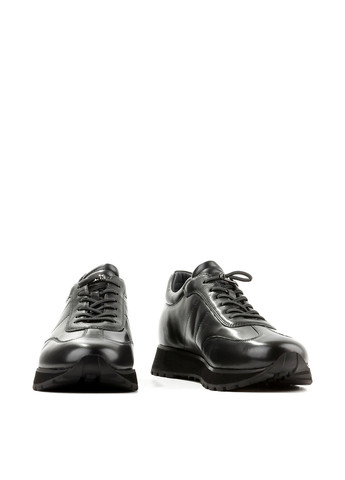 Черные демисезонные кроссовки Le'BERDES