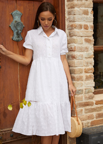 Белое кэжуал свободное платье с вышивкой Gepur однотонное