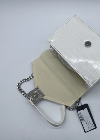 Женская сумочка кросс-боди на цепочке GUESS 19GF-280 белая NoName (251204046)