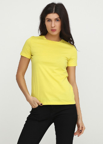 Жовта літня футболка Cos