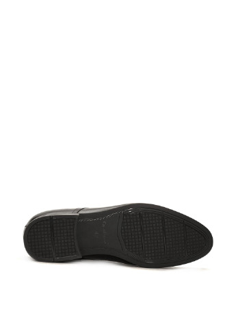 Черные классические туфли Cosottinni на шнурках
