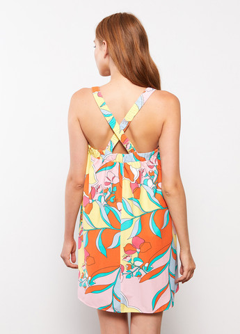 Комбинированное кэжуал платье а-силуэт LC Waikiki с абстрактным узором