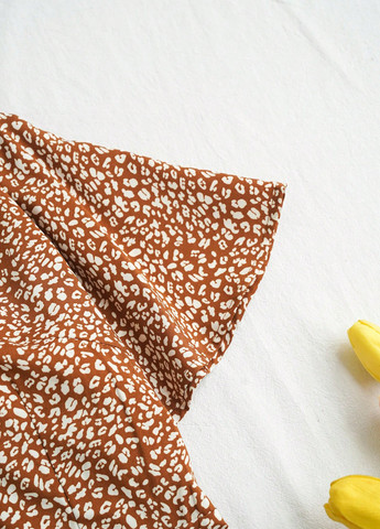 Коричневое кэжуал платье на запах SHEIN леопардовый