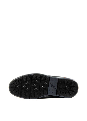 Черные зимние ботинки Maxus