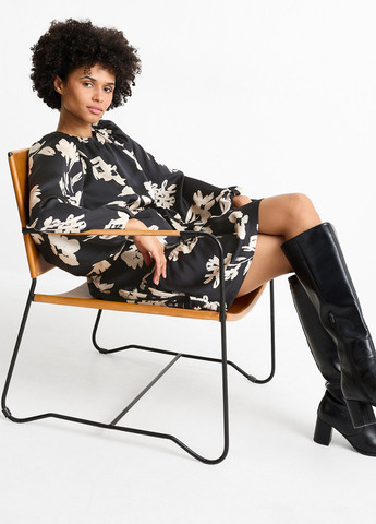 Чорна кежуал сукня а-силует C&A з квітковим принтом