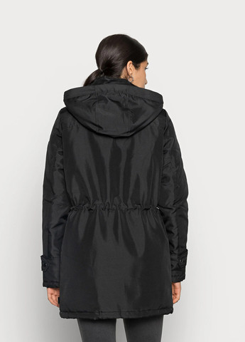 Черная зимняя куртка Vero Moda