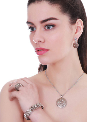 Широка каблучка з емаллю 24-17599 Sincera (236600490)