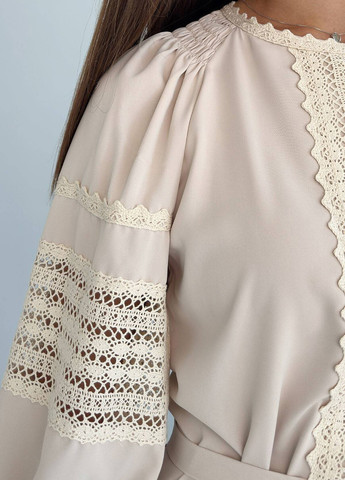 Кремовое праздничный, кэжуал платье а-силуэт No Brand однотонное