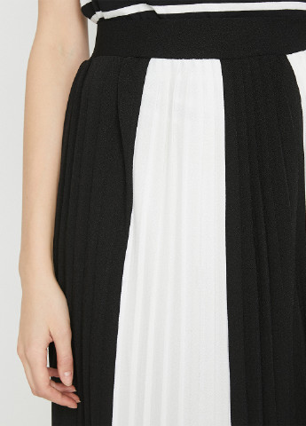 Черно-белая кэжуал в полоску юбка KOTON плиссе