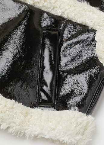 Чорна демісезонна куртка зі штучної шкіри H&M