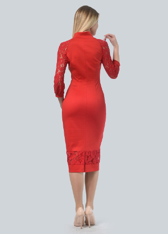 Красное деловое платье футляр Lila Kass однотонное