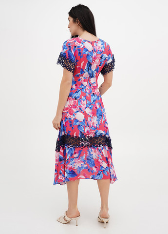 Малиновое кэжуал платье клеш Vicolo с цветочным принтом