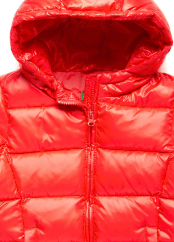 Яскраво-червона демісезонна куртка United Colors of Benetton