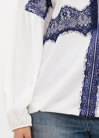 Молочная блуза Sassofono