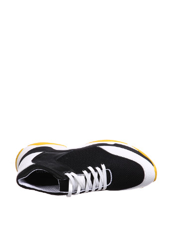 Черные демисезонные кроссовки Romano Sicari