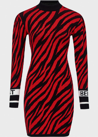 Красное кэжуал платье J.B4 (Just Before) с абстрактным узором