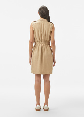 Бежева кежуал сукня на запах Lacoste однотонна