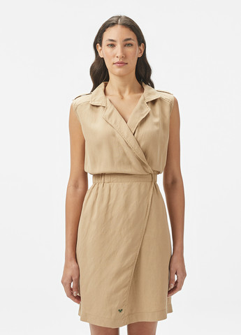 Бежева кежуал сукня на запах Lacoste однотонна