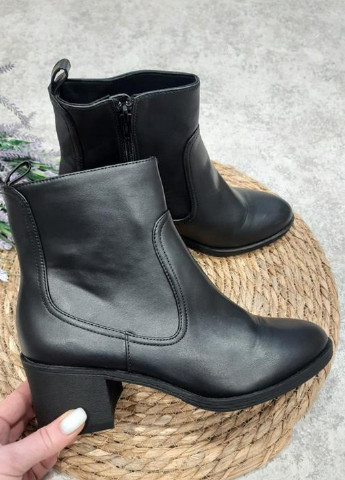 Демісезонні черевики Divided (256442563)