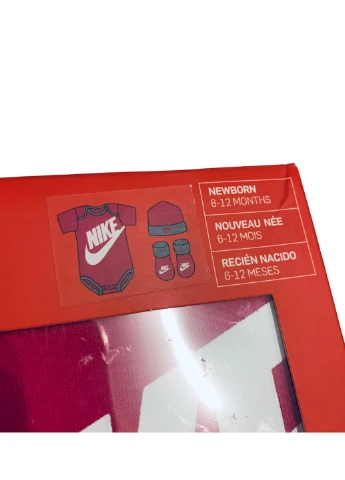 Розовый комплект боди, шапочка и пинетки Nike