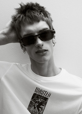 Светло-бежевая футболка H&M