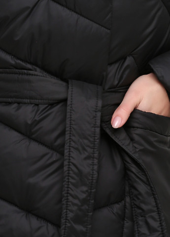 Черная зимняя куртка Xueziyu