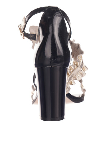 Комбинированные босоножки BERTAN с ремешком оборки, лаковые