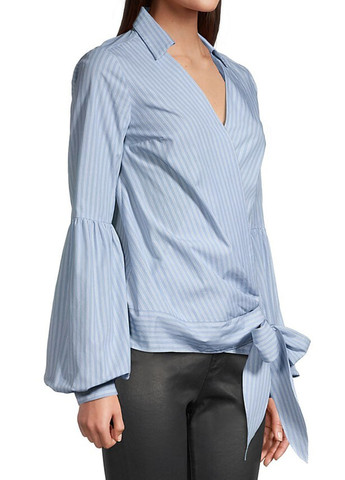 Блакитна демісезонна блузка на запах Michael Kors