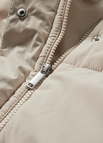 Світло-бежева демісезонна куртка C&A