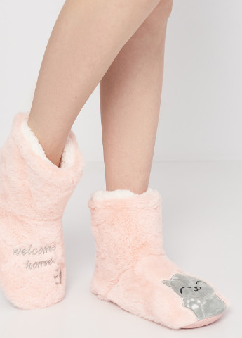 Розовые тапочки Slippers с вышивкой, с аппликацией