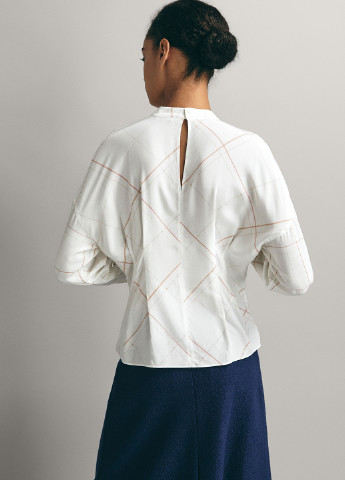 Белая демисезонная блуза Massimo Dutti