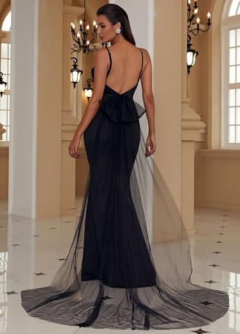 Черное вечернее платье годе, с открытой спиной, со шлейфом SHEIN однотонное