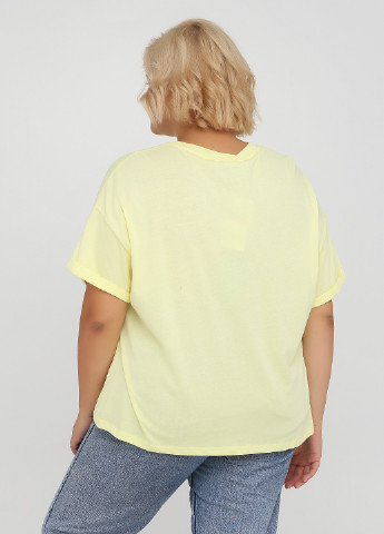 Світло-жовта літня футболка C&A
